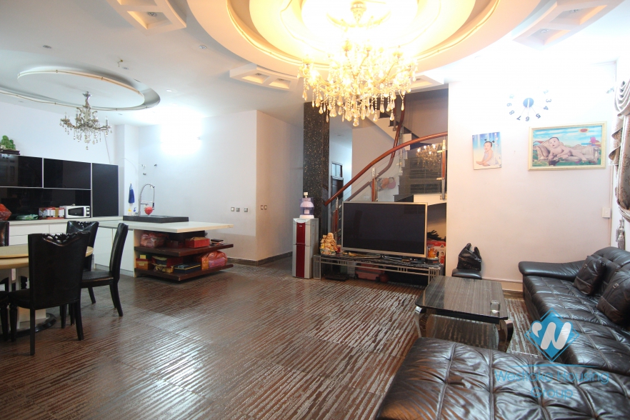 House for rent with business premises in Tay Ho, Ha Noi